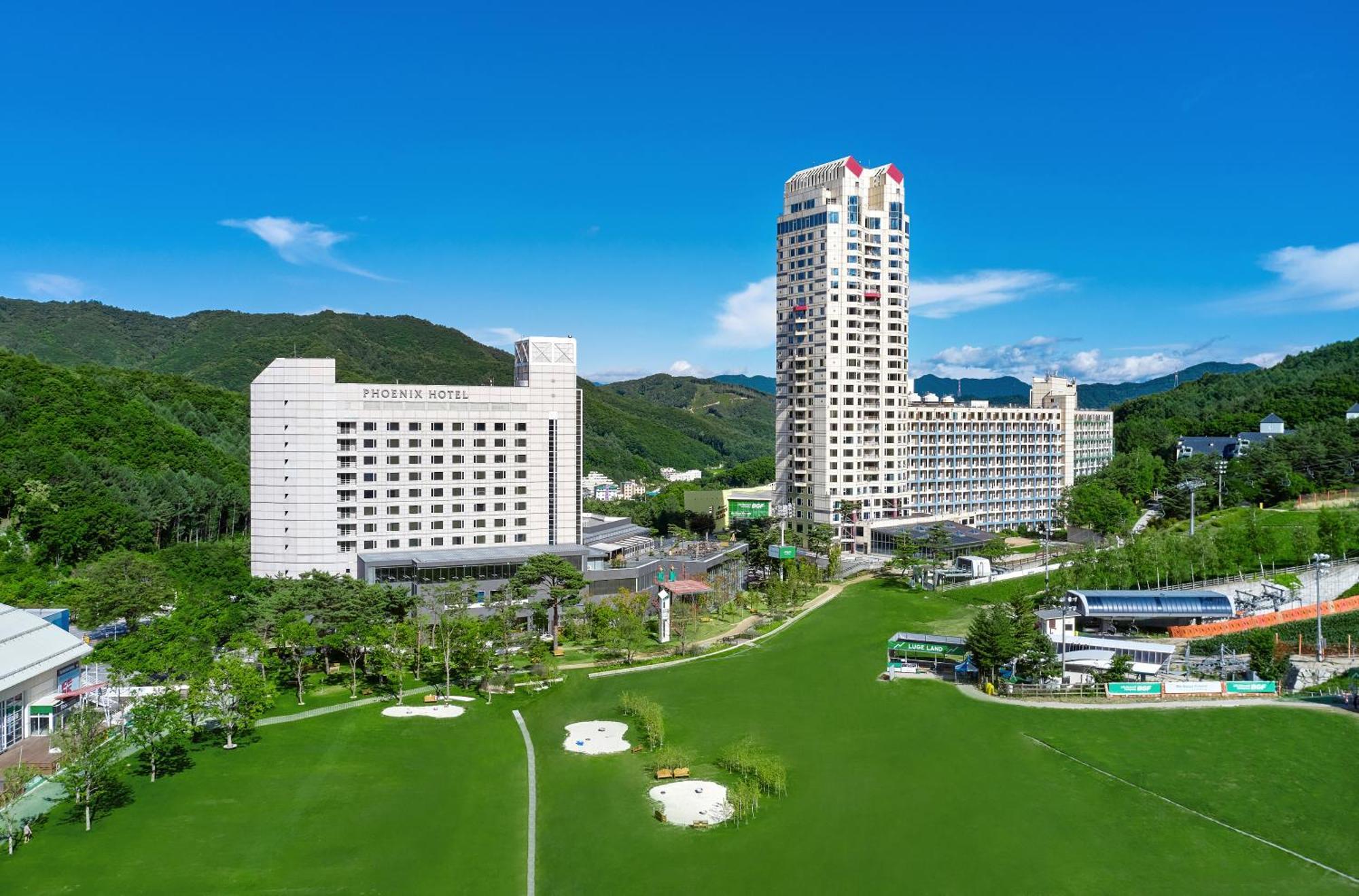Phoenix Resort Пхёнчхан Экстерьер фото